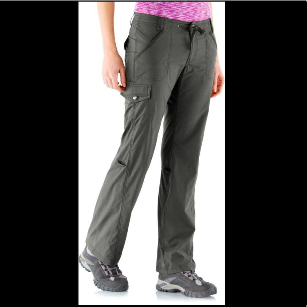 REI Green Hiking Roll up Pants